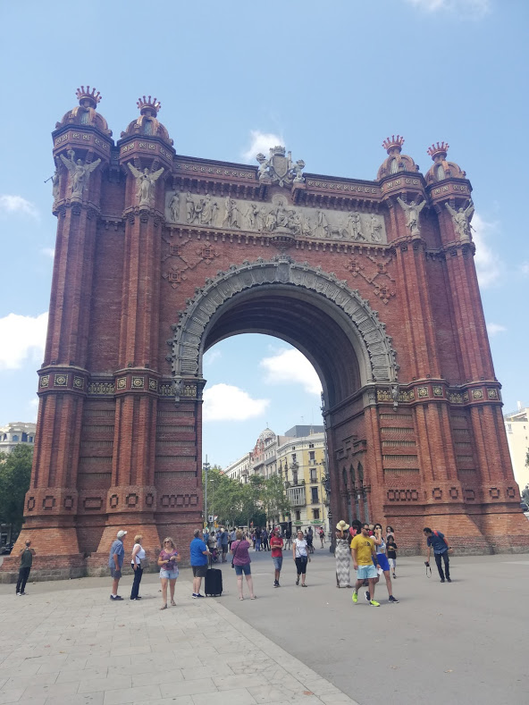 El Arco, entrance to the city park of Barcelona