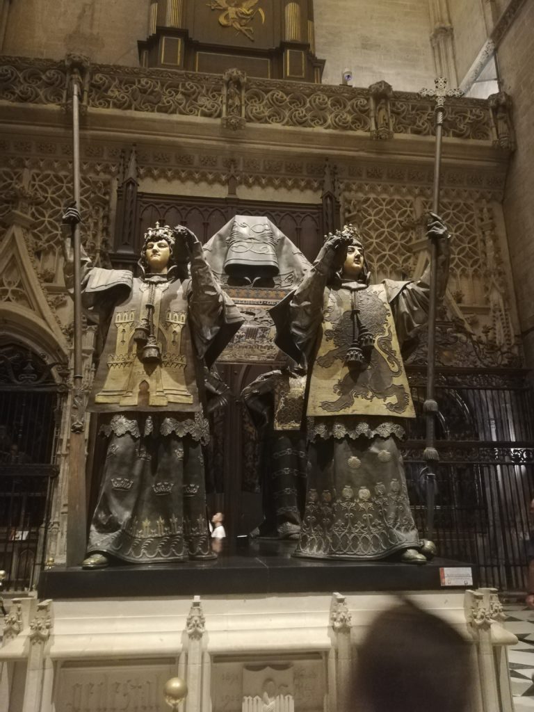Visit to the tomb of Columbus in the cathedral of Sevilla