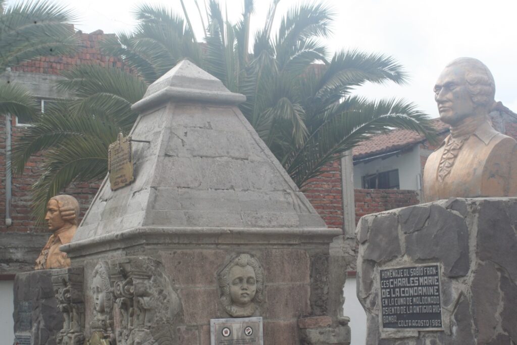 Statues of Maldonado & De la Condamine in Cajabamba, Ecuador