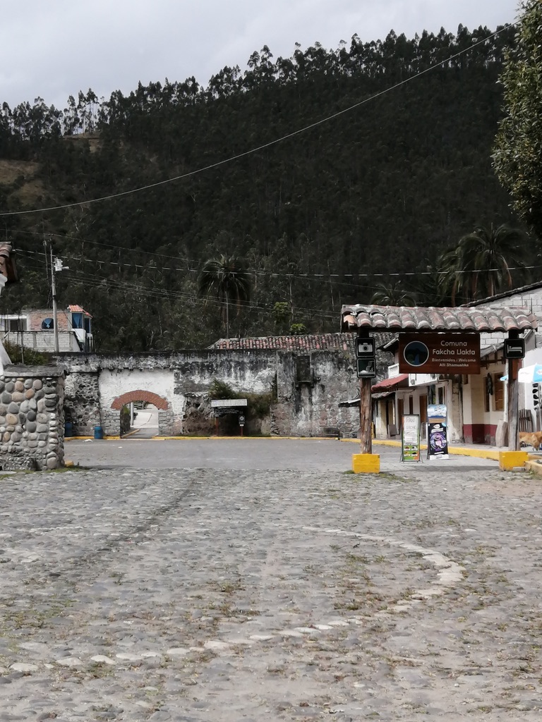 Main entrance, with in the background the gate that leads to the Hacienda & Waterfall.