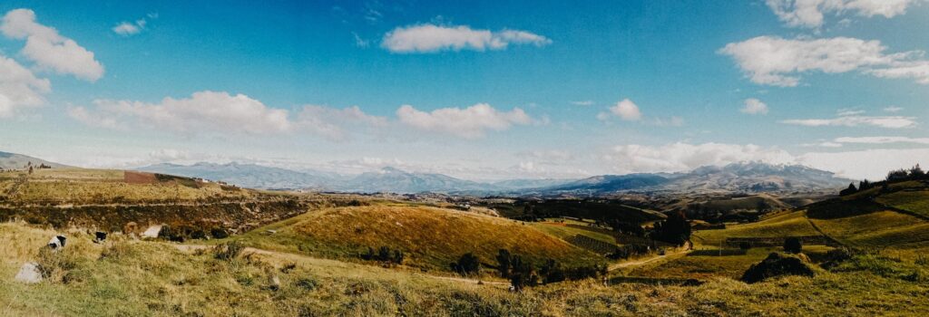 And back to the central highlands.... panorama overview Imbabura in the background