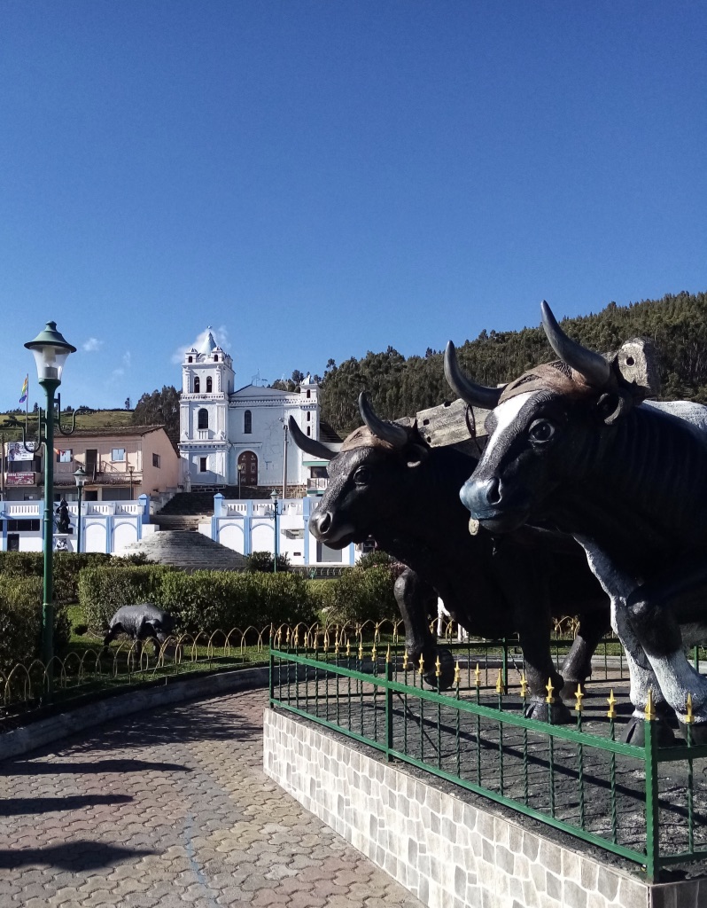 Central park, Cangahua. Starting point for your visit to Oyacachi.