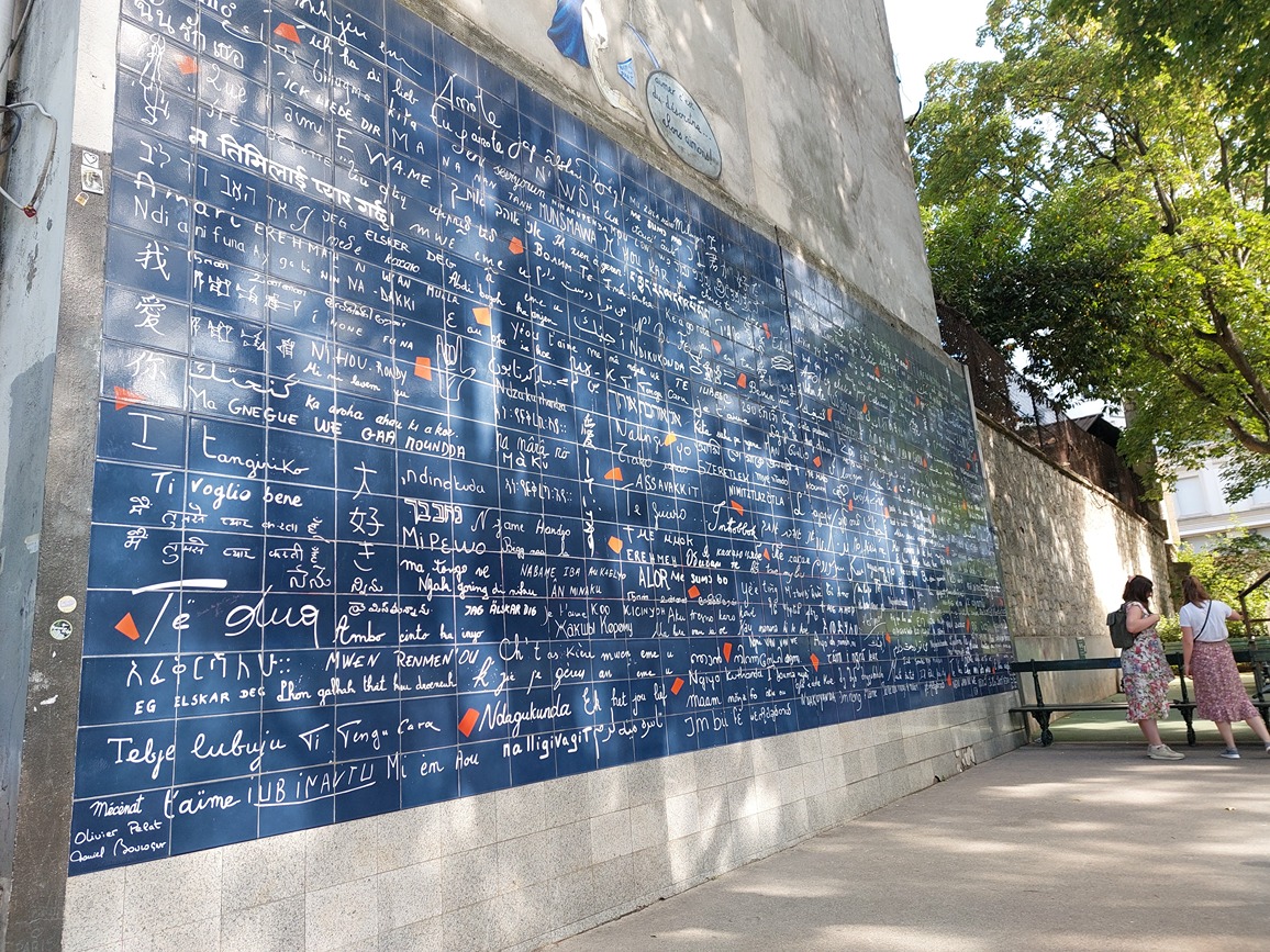 Wall of Love, Montmartre, Paris