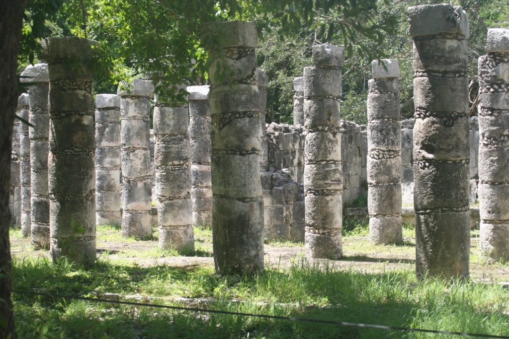 Photo impression of our recent visit to Chichén Itza. Partial view of the Group of the Thousands Columns.