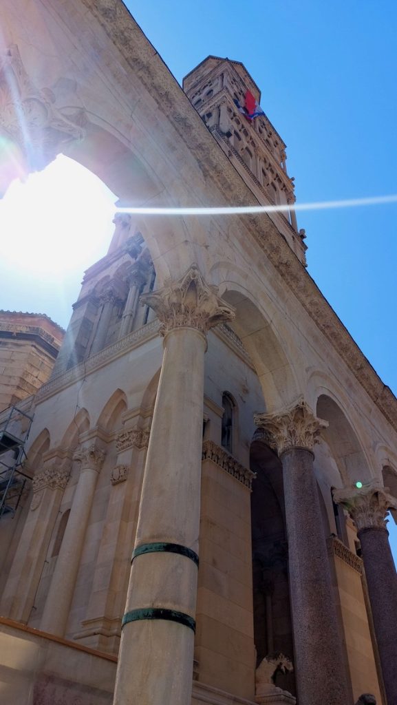 Impressions of the main square in Split, the Peristyle.