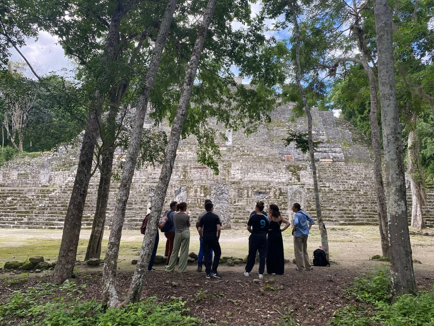 Impression of a small group tour, visiting the Maya site of Calakmul.  