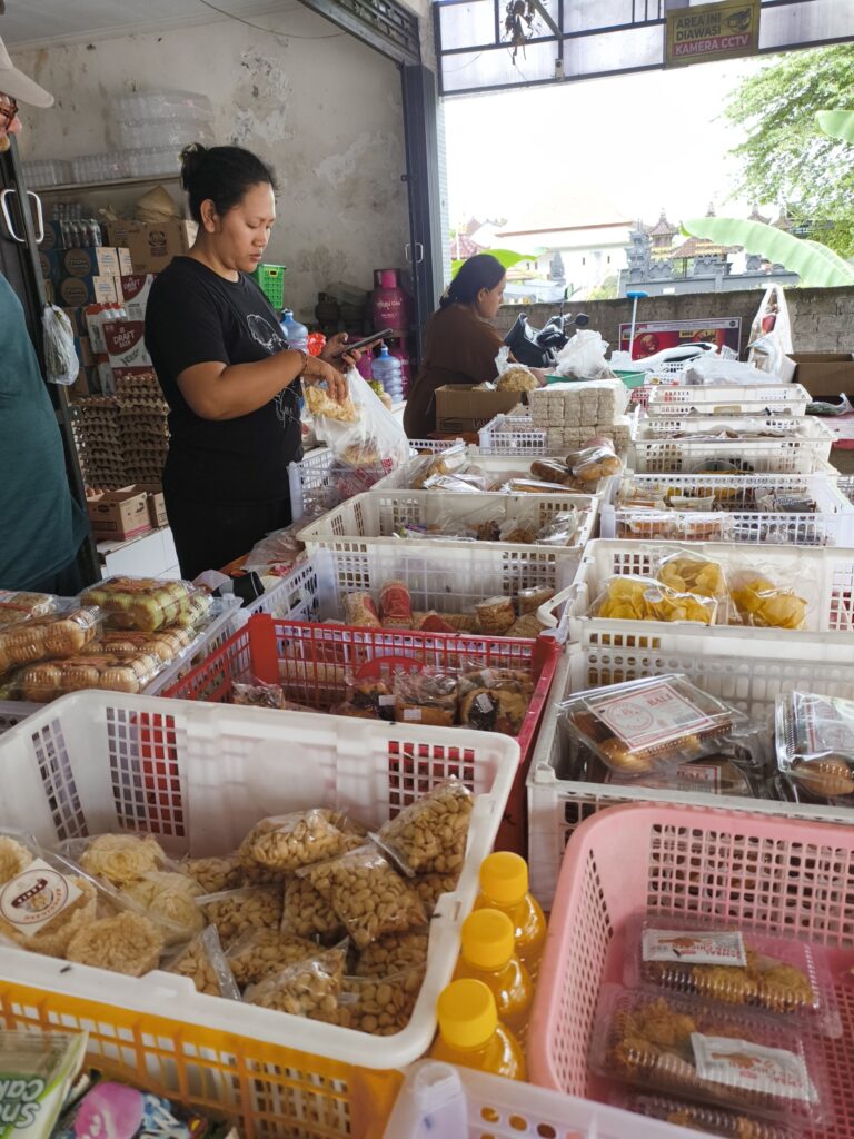 Local delicacies & souvenirs at the Oleh Oleh store, Pekutatan, West-Bali.