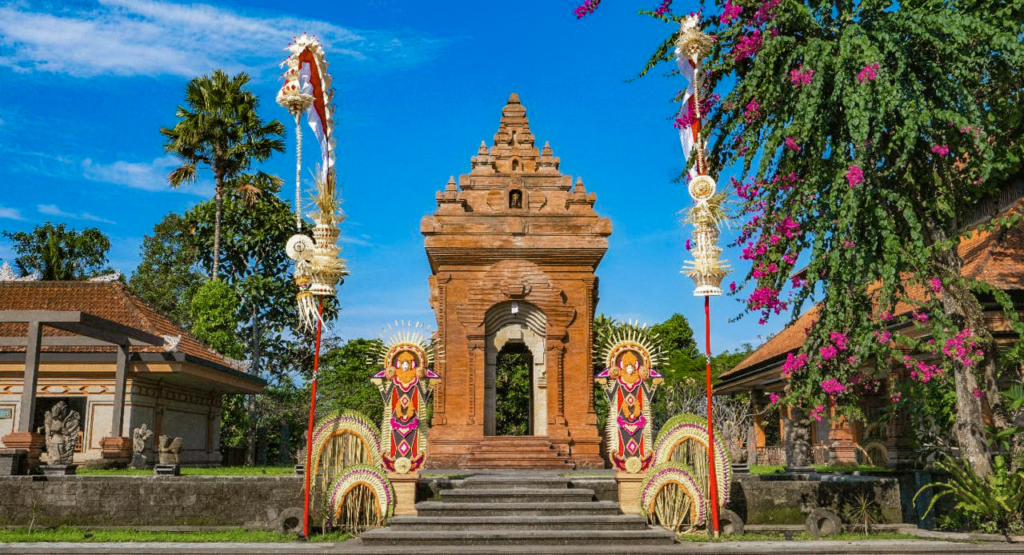 Visit to the Neka Art Museum, Ubud.